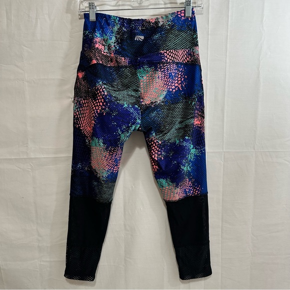 Multi-Colored Snake Print Workout Gym Legging Pants w/Sheer Black Mesh Front Med - Picture 8 of 8